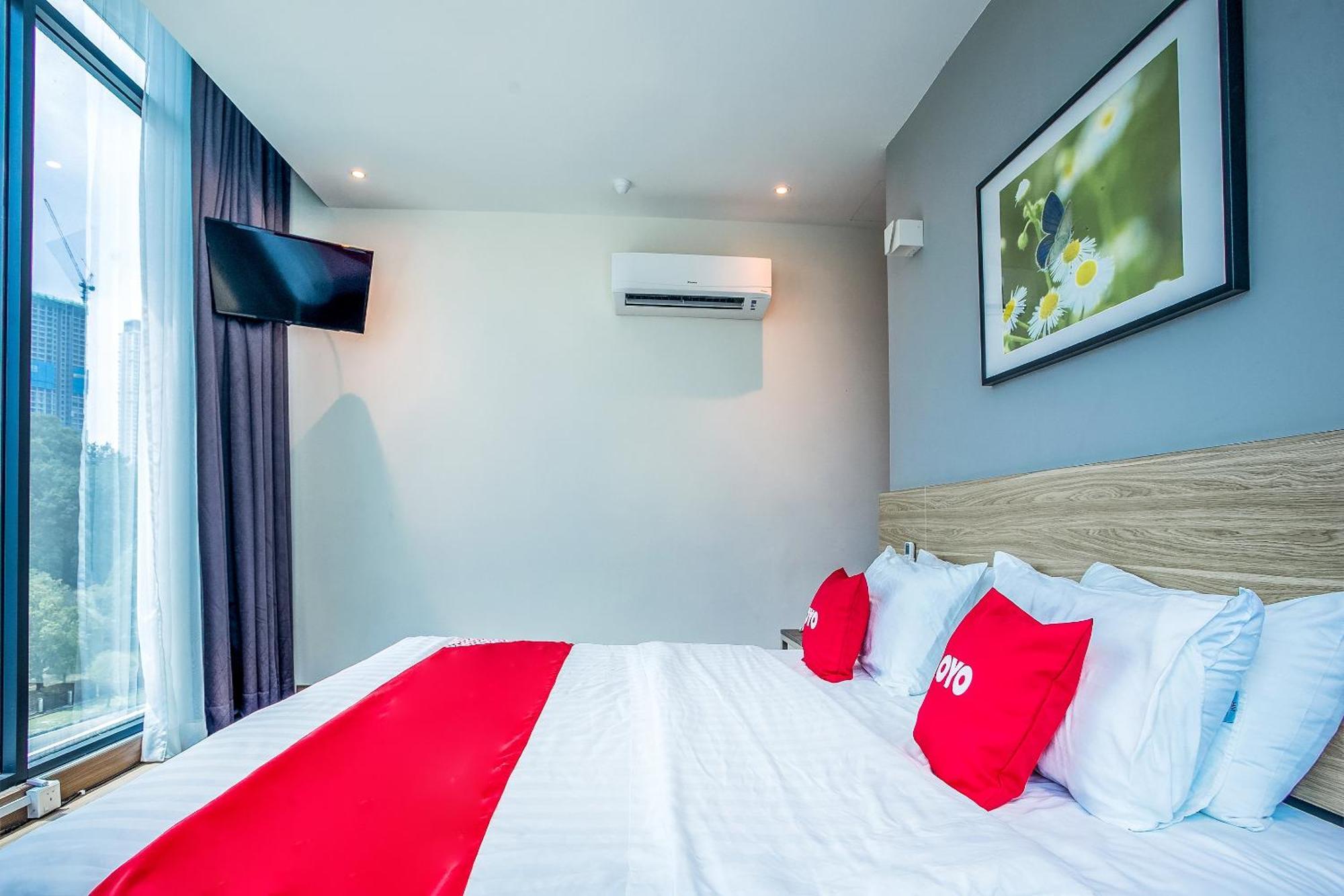 Oyo 89576 Mokka Hotel Куала Лумпур Екстериор снимка