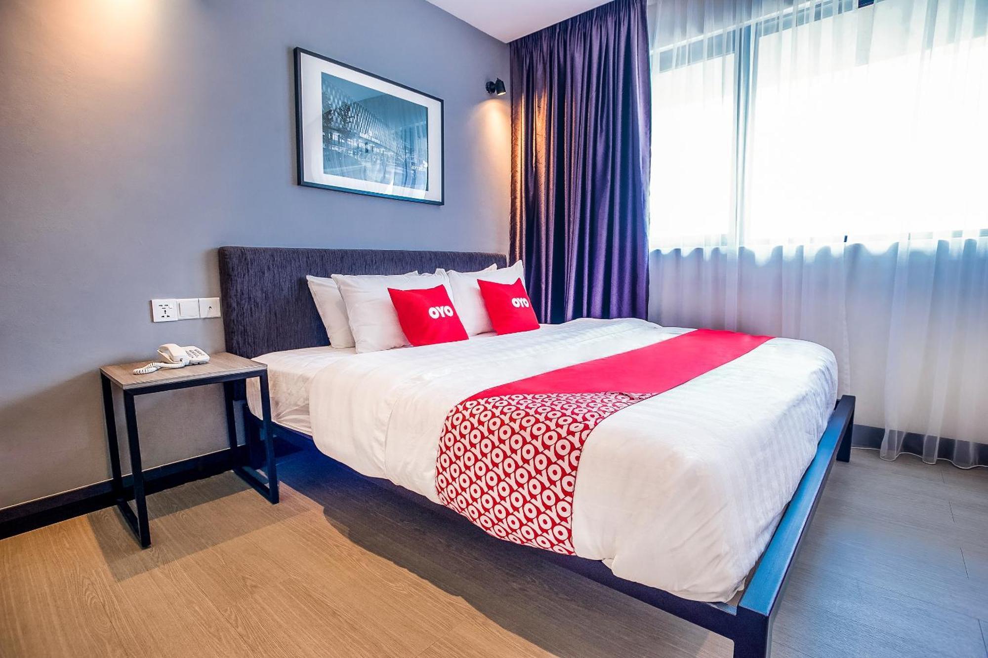 Oyo 89576 Mokka Hotel Куала Лумпур Екстериор снимка