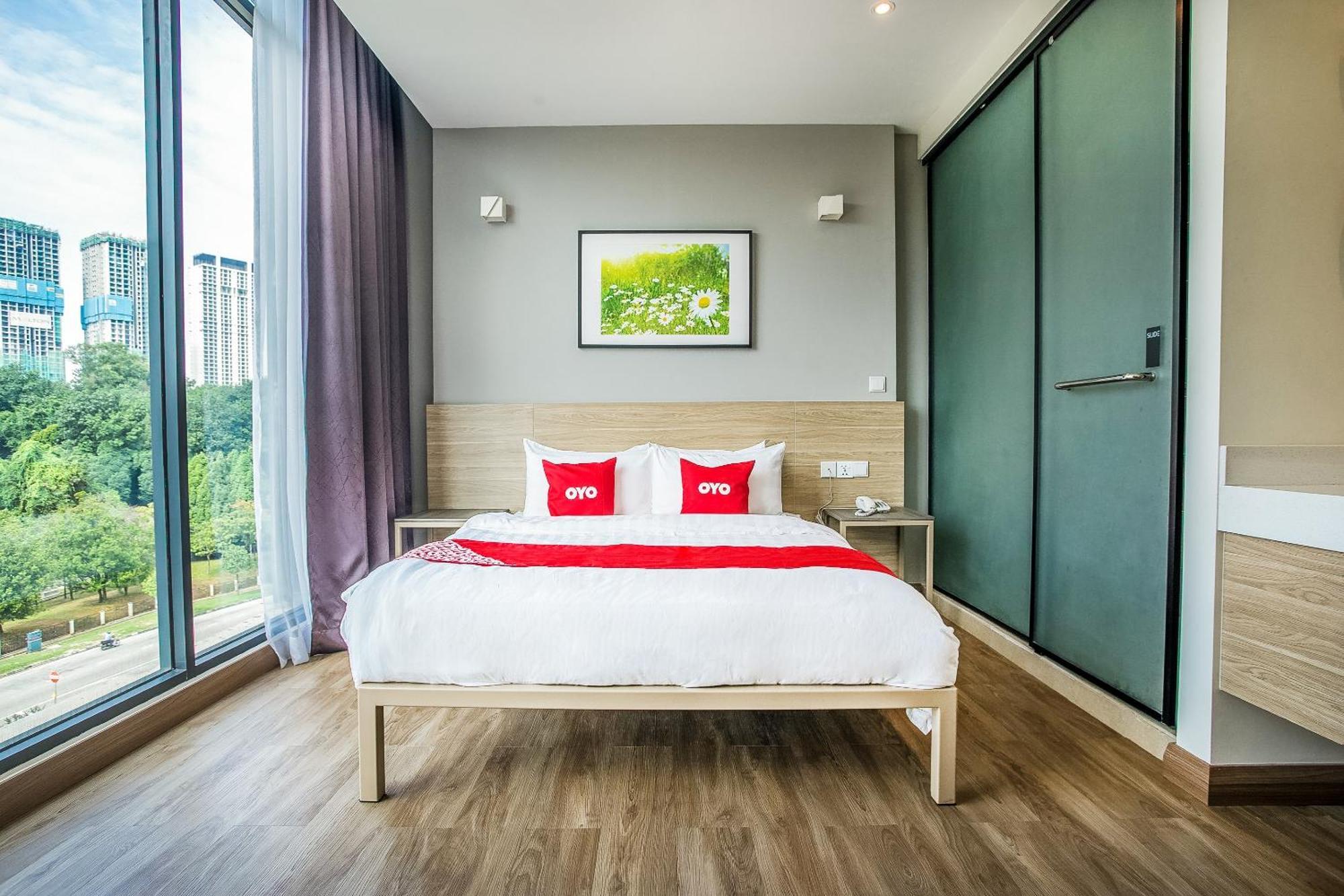 Oyo 89576 Mokka Hotel Куала Лумпур Екстериор снимка