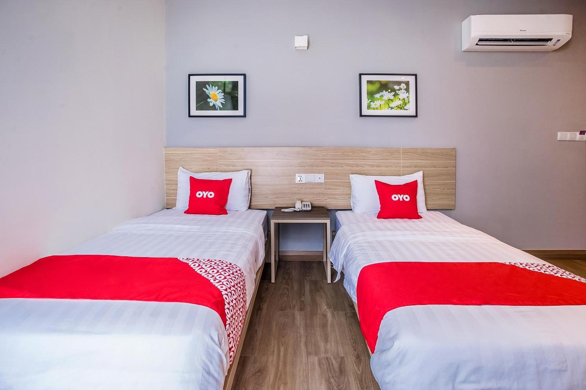 Oyo 89576 Mokka Hotel Куала Лумпур Екстериор снимка